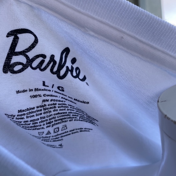 Barbie! Adorable Barbie White Tee w Pink Barbie Logo Lettering NEW Size L - Picture 4 of 4